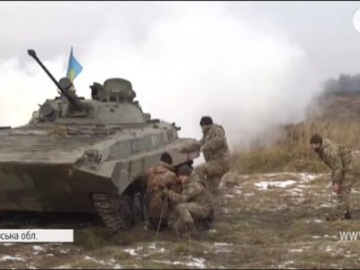 Замість ряси – форма: як проходять польові навчання капеланів на полігоні Львівщини