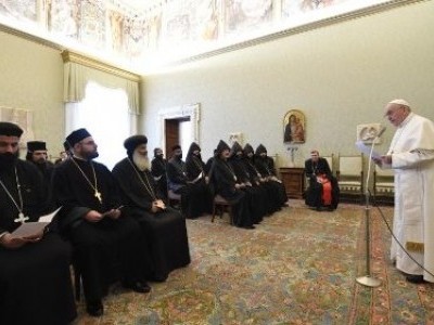 Папа Франциск до православної делегації: почувайте себе братами серед братів