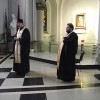 Молитва на вервиці за мир перед іконою Пресвятої Богородиці