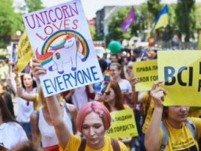 Про ЛГБТ, легалізацію педофілії та (не)очевидні речі