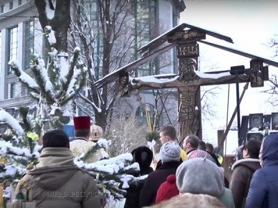 «Сьогодні диявол пропонує нам обміняти свободу на ковбасу і хліб», — Глава УГКЦ під час молитви з родичами загиблих на Майдані