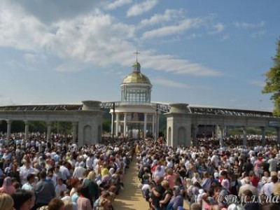 «Гошів вітає Патріарха», − скандували паломники у Гошівському монастирі ЧСВВ
