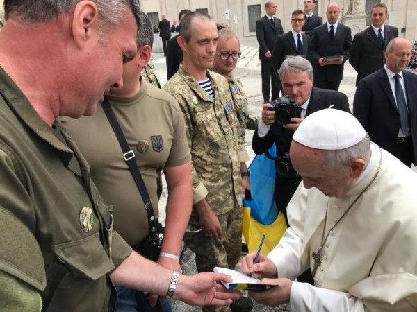 Папа і військові Папа і військові