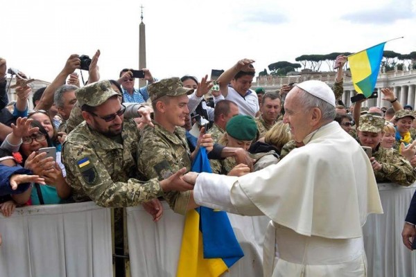 Папа і військові Папа і військові