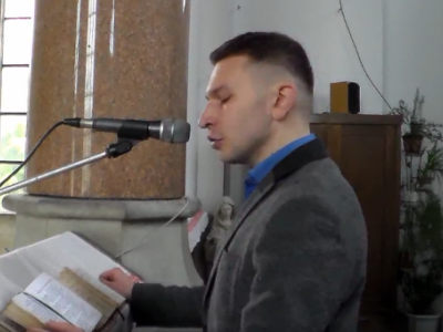 Співає дяк Андрій Грициняк з нагоди Празника Зіслання Святого Духа в нашому храмі