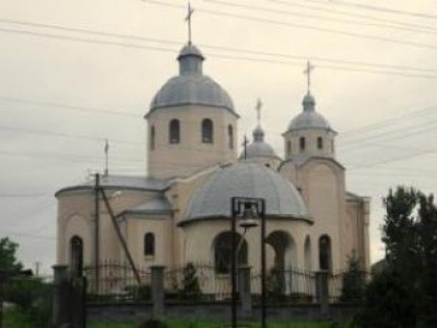 Догналіти окупували храм на Стрийщині
