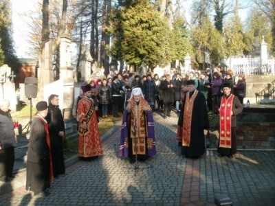 Освячення таблиці на гробівці Львівської капітули